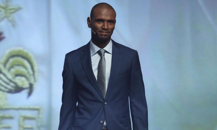 Notizie Napoli Barcellona: la motivazione del viaggio di Abidal per Lecce-Napoli | Mercato 17 Barcellona: il motivo del viaggio di Abidal per Lecce-Napoli