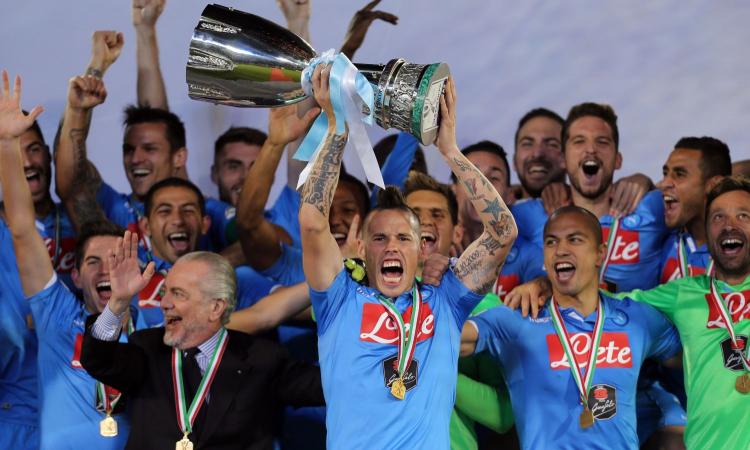 Notizie Napoli VXL, un blogger del Napoli punge i tifosi azzurri: 'Sono stato tifoso del Real Madrid e non me ne sono accorto...' | Serie A 1 VXL, un blogger del Napoli punge i tifosi azzurri: 'Sono stato tifoso del Real Madrid e non me ne sono accorto...'