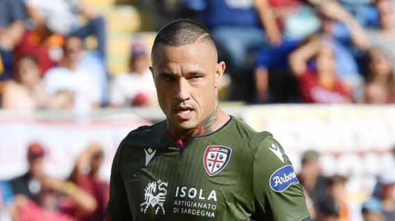 Napoli News - Il campo conferma il mercato. Cagliari, miglior avvio nell'era dei 3 punti 15 Napoli News Il campo conferma il mercato Cagliari miglior avvio nellera dei punti
