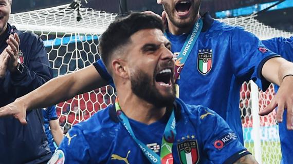 Napoli, De Laurentiis: 25 milioni per l'addio o Insigne arriva a scadenza 1 Napoli, De Laurentiis ha le idee chiare: 25 milioni per l'addio o Insigne giocherà in scadenza