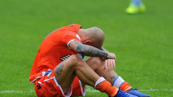 Napoli, Costa positivo al Covid-19. Ma il terzino non ha dovuto muoversi con la squadra per il ritiro 12 Napoli, Costa positivo al Covid-19. Ma il terzino non ha viaggiato con la squadra per il ritiro