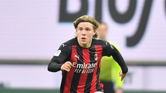Milan, domani le visite di Hauge con l'Eintracht Francoforte. Addio dopo un anno 8 Milan, domani le visite di Hauge con l'Eintracht Francoforte. Addio dopo un anno