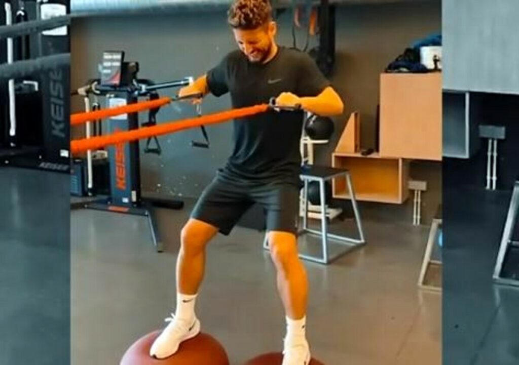 Mertens sui social: "Lavoro duramente per tornare quanto prima" | VIDEO 1 Mertens sui social: "Lavoro duramente per tornare il prima possibile" | VIDEO