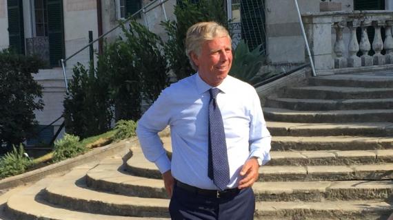 Corsa scudetto? Preziosi: "Spero sia l'anno del Napoli. Ho sempre tifato per gli azzurri" 21 Corsa scudetto? Preziosi: "Spero sia l'anno del Napoli. Ho sempre tifato per gli azzurri"