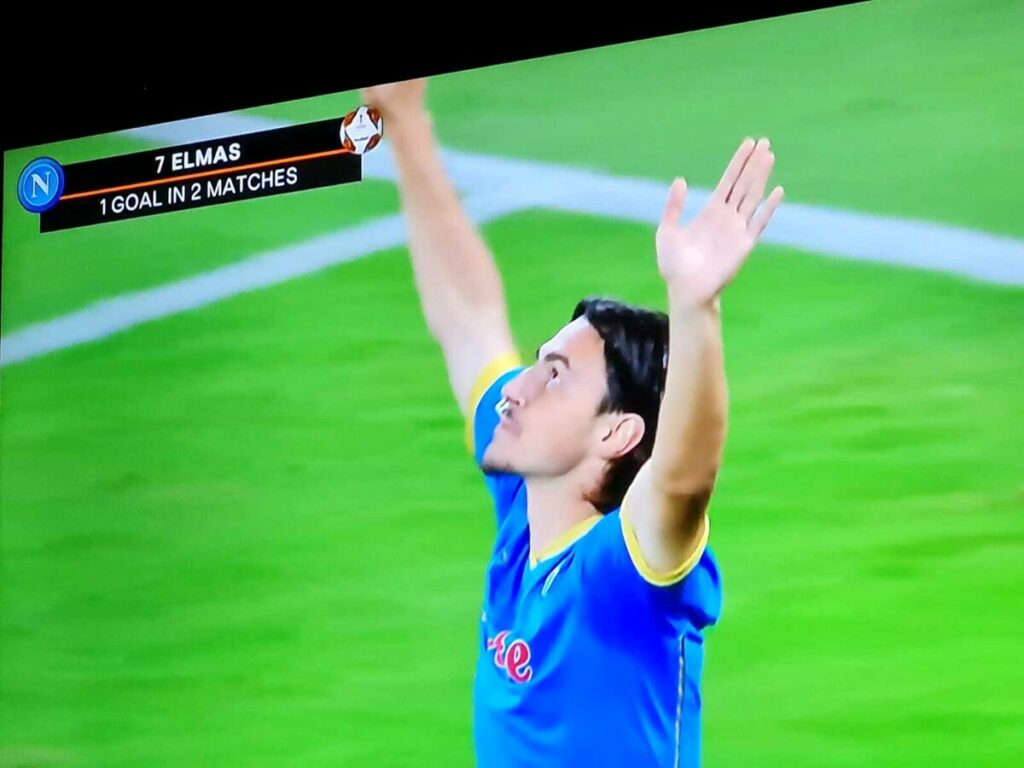 Gol da primato per Elmas e Mario Rui espulso dal Var: Napoli-Spartak Mosca da brividi 4 Gol da record per Elmas e Mario Rui espulso dal Var: Napoli-Spartak Mosca da brividi