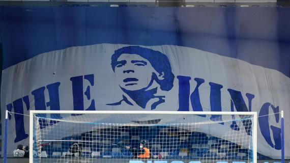 Il Napoli e gli auguri a Maradona: "La storia ti ricorda in eterno. Scolpita nei nostri cuori" 1 Il Napoli e gli auguri a Maradona: "La storia ti ricorda in eterno. Scolpita nei nostri cuori"