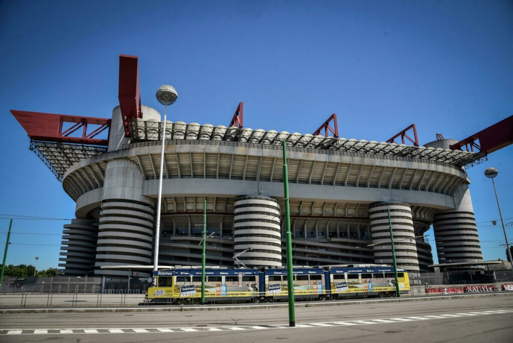 Inter-Napoli, al Meazza scontro al vertice: obiettivo approfittare del passo falso del Milan 15 Inter-Napoli, al Meazza scontro al vertice: obiettivo approfittare del passo falso del Milan