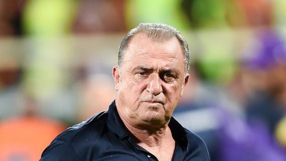 Galatasaray, Terim: "Sarri grande allenatore, lo ha già palesato con il Napoli" 13 Galatasaray, Terim: "Sarri grande allenatore, lo ha già dimostrato con il Napoli"