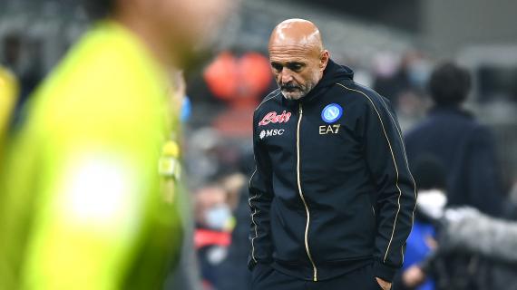 Napoli tuttavia più nei guai dopo la positività di Lozano: saranno 8 gli assenti contro la Juve 11 Napoli ancora più nei guai dopo la positività di Lozano: saranno 8 gli assenti contro la Juve