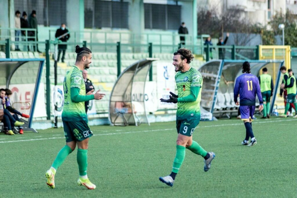 Eccellenza Campania/Girone B - Schinnea e Giordano piegano il Neapolis: il Napoli United di Maradona jr. vola 4 Eccellenza Campania/Girone B - Schinnea e Giordano piegano il Neapolis: il Napoli United di Maradona jr. vola