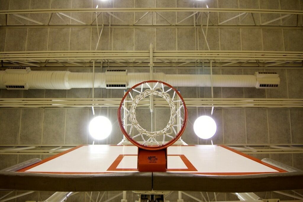 Napoli Basket, positivi al Covid alcuni componenti dello team tecnico della prima squadra 8 Napoli Basket, positivi al Covid alcuni componenti dello staff tecnico della prima squadra