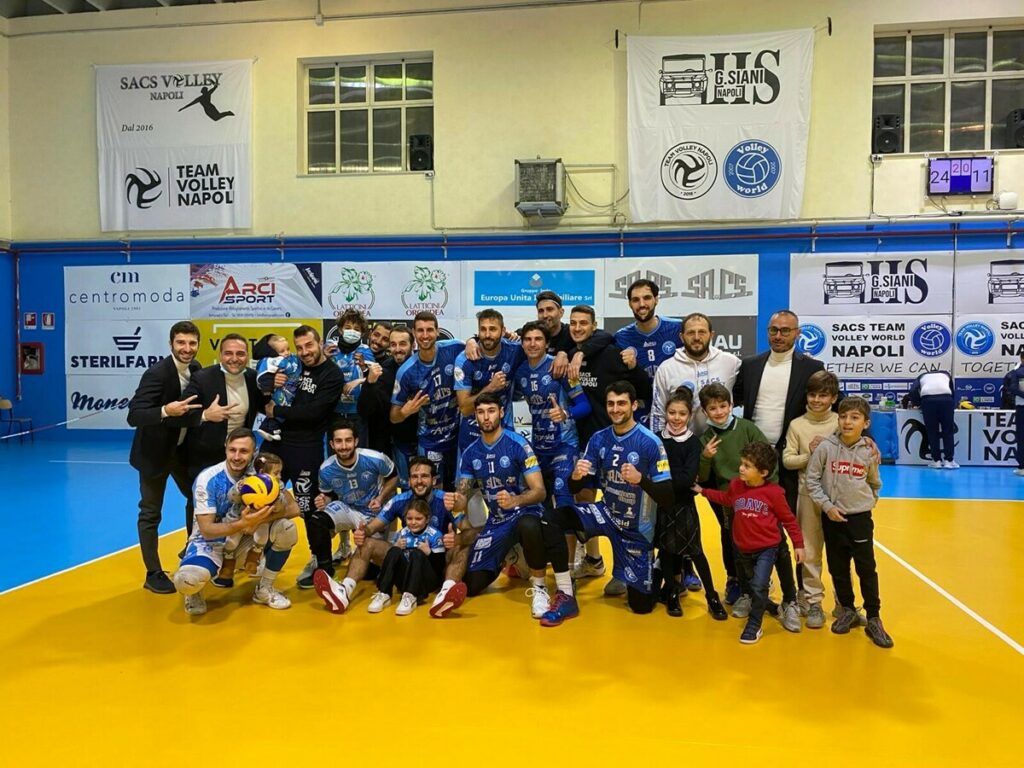 Tutto facile per la Sacs Team Volley Napoli, Ischia ko in tre set 13 Tutto facile per la Sacs Team Volley Napoli, Ischia ko in tre set
