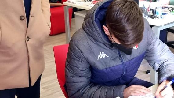 TMW - Napoli, preso dal Bari il giovane Lorusso: c'erano pure Juve, Sassuolo e Bologna 2 TMW - Napoli, preso dal Bari il giovane Lorusso: c'erano anche Juve, Sassuolo e Bologna