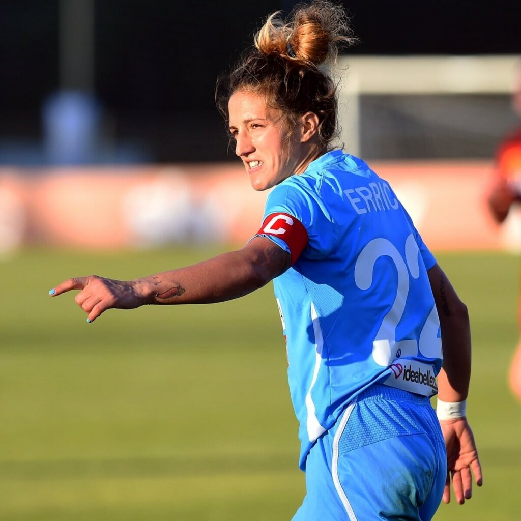 Napoli Femminile, scambio Imprezzabile-Errico con l'Hellas Verona 15 Napoli Femminile, scambio Imprezzabile-Errico con l'Hellas Verona