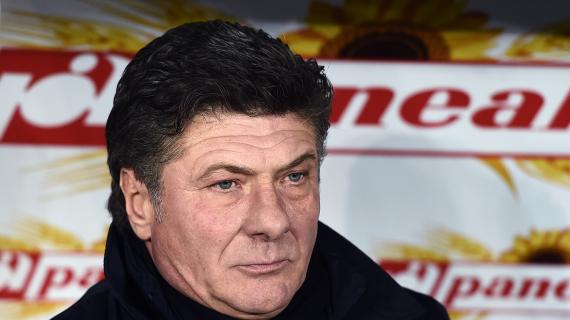 Mazzarri e il Napoli: “Per me adesso conta solo il Cagliari, lo sapete. Non ci sta passato che tenga" 6 Mazzarri e il Napoli: “Per me ora conta solo il Cagliari, lo sapete. Non c’è passato che tenga"