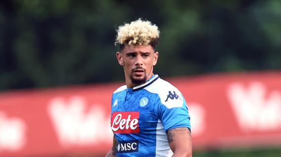 Napoli, seduta in ottica del Milan: solo palestra per Tuanzebe, Malcuit lavora distintamente sul campo 16 Napoli, seduta in vista del Milan: solo palestra per Tuanzebe, Malcuit lavora a parte sul campo