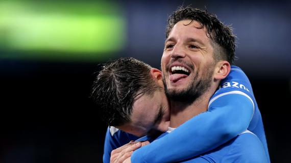 Napoli, Mertens dovrà dimezzarsi l'ingaggio per rimanere: discorso rinviato a fine stagione 13 Napoli, Mertens dovrà dimezzarsi l'ingaggio per restare: discorso rinviato a fine stagione