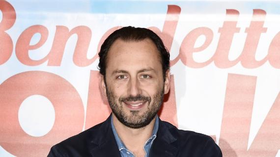 Bari, Luigi De Laurentiis: "Io patron del Napoli? Vedremo che cosa accadrà" 3 Bari, Luigi De Laurentiis: "Io presidente del Napoli? Vedremo che cosa accadrà"