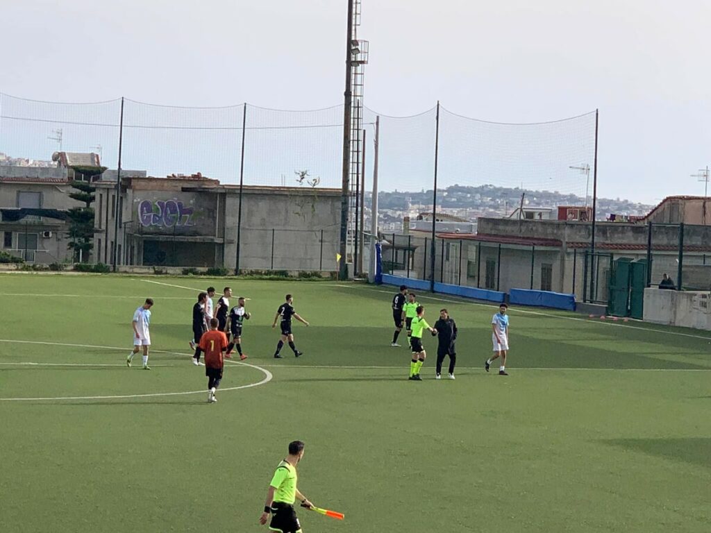 Eccellenza Campania/Girone B - La Frattese dilaga al Vezzuto-Marasco: Nuova Napoli Nord demolita, è 1-7 nerostellato 1 Eccellenza Campania/Girone B - La Frattese dilaga al Vezzuto-Marasco: Nuova Napoli Nord demolita, è 1-7 nerostellato