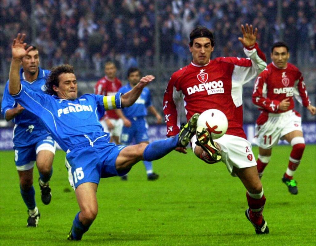 Ex Napoli: panchina di Serie B per Baldini, Vargas rinnova con il suo club 18 Ex Napoli: panchina di Serie B per Baldini, Vargas rinnova con il suo club