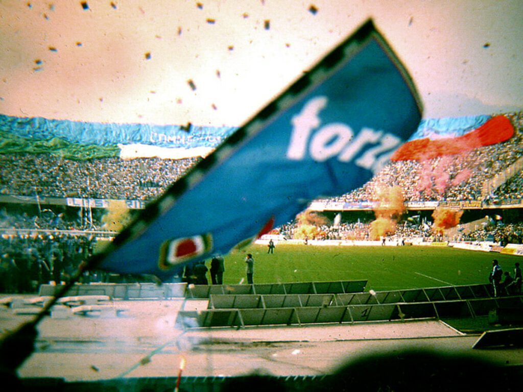 Napoli, 35 anni il successo del primo scudetto: il ricordo sui social del club azzurro 16 Napoli, 35 anni la vittoria del primo scudetto: il ricordo sui social del club azzurro
