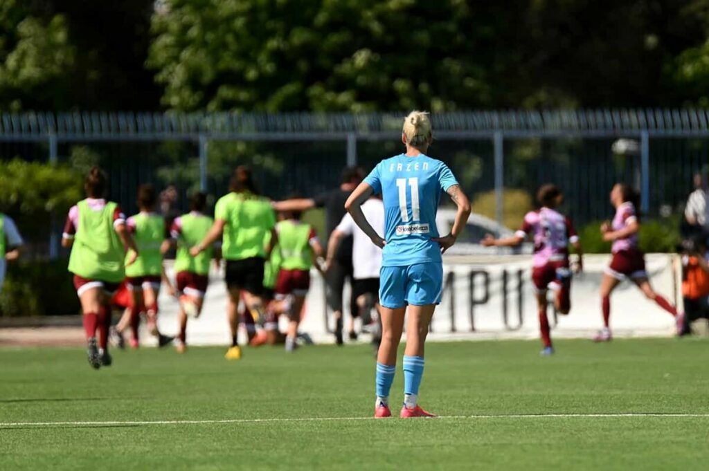Serie A Femminile - Napoli-Pomigliano 1-3, le pagelle: Golob fa e disfa. Banusic immarcabile e Ippolito straordinaria 4 Serie A Femminile - Napoli-Pomigliano 1-3, le pagelle: Golob fa e disfa. Banusic immarcabile e Ippolito straordinaria