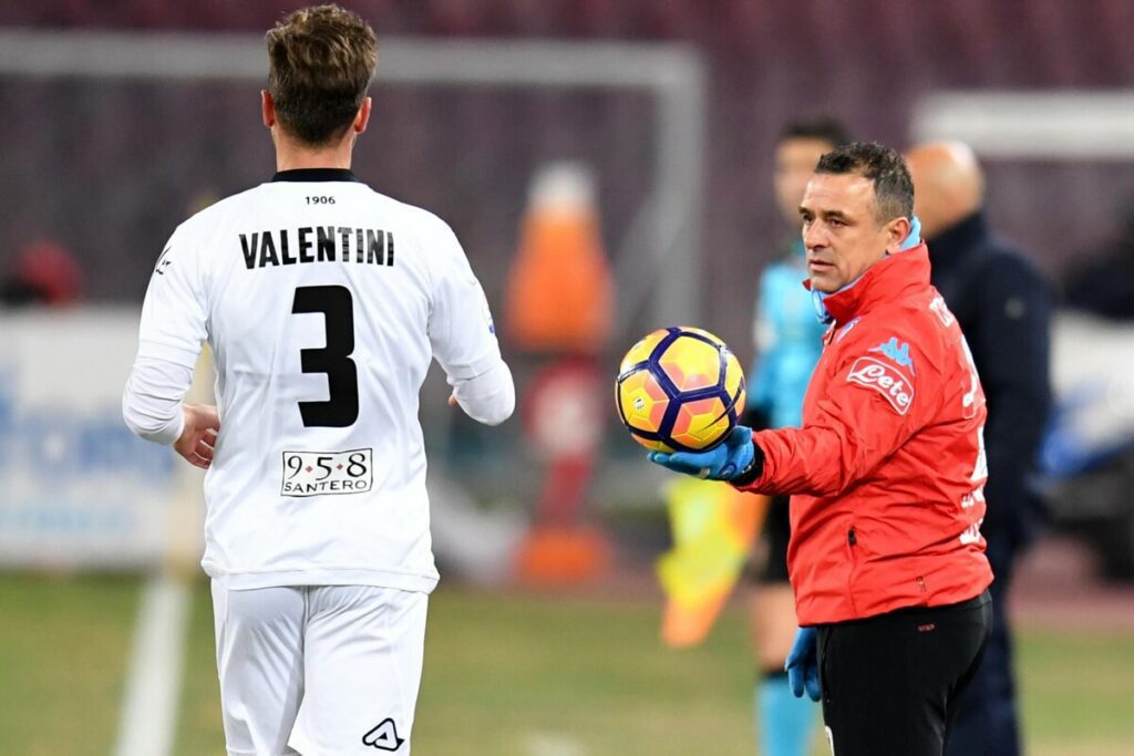 Napoli, il collaboratore di Spalletti Calzona in corsa per la panchina della Slovacchia 11 Napoli, il collaboratore di Spalletti Calzona in corsa per la panchina della Slovacchia