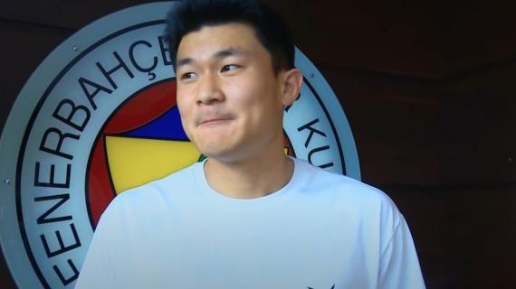 TOP NEWS ore 13 - Napoli, le ultime sull'arrivo di Kim. La Cremonese accoglie Ascacibar 19 TOP NEWS ore 13 - Napoli, le ultime sull'arrivo di Kim. La Cremonese accoglie Ascacibar