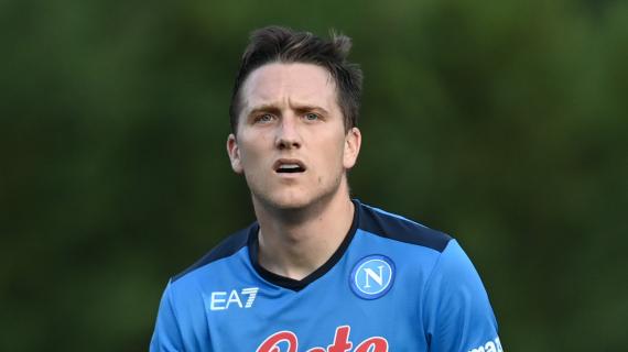 Napoli, non solo il West Ham su Zielinski: contatti con il Bayern Monaco, ma c'è distanza 12 Napoli, non solo il West Ham su Zielinski: contatti con il Bayern Monaco, ma c'è distanza