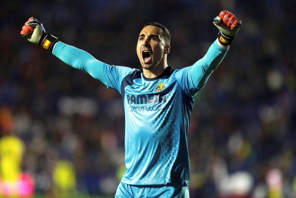 Calciomercato - Napoli, fra i profili valutati per la porta c'è pure Sergio Asenjo 13 Calciomercato - Napoli, tra i profili valutati per la porta c'è anche Sergio Asenjo