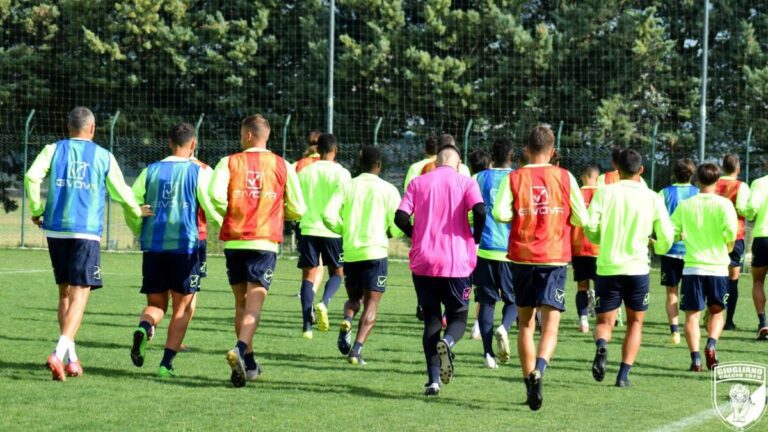 Giugliano, ecco la firma di Di Napoli: ufficializzato il nuovo allenatore in panchina