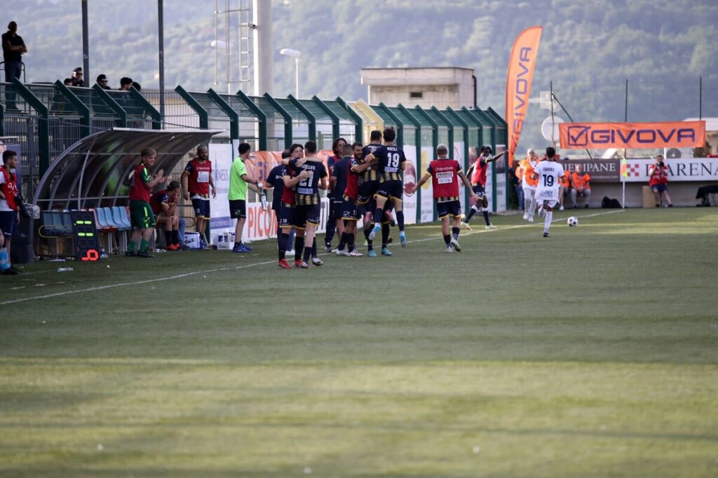 Poker di permanenze per il Giugliano: ecco chi rimane pronto di Di Napoli 1 Poker di permanenze per il Giugliano: ecco chi resta a disposizione di Di Napoli