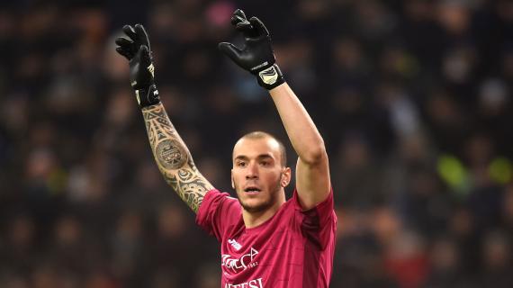 Hellas, Perilli si presenta: "Il Verona ha scelto me, non viceversa. La Serie A è come Marte" 17 Hellas, Perilli si presenta: "Il Verona ha scelto me, non viceversa. La Serie A è come Marte"
