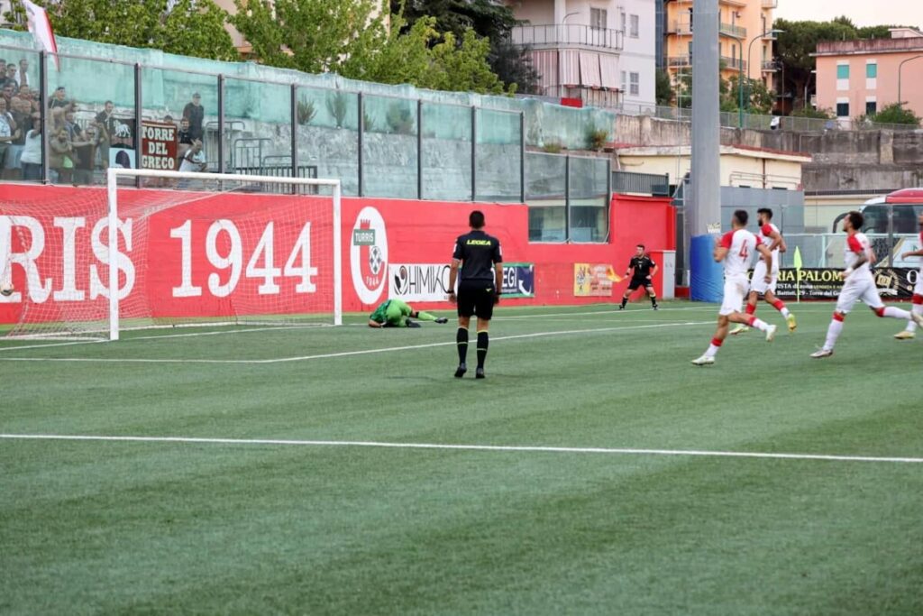La Turris supera il Napoli Primavera al Liguori: decide Longo su calcio di rigore 1 La Turris supera il Napoli Primavera al Liguori: decide Longo su calcio di rigore