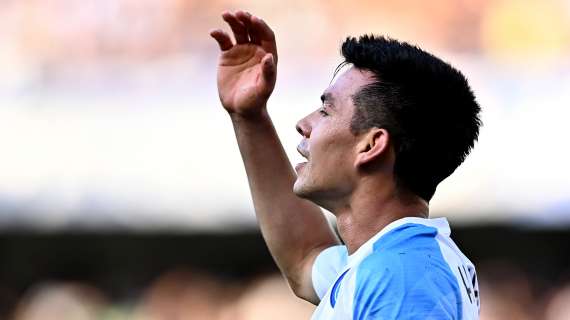 Napoli, Lozano ha ancora l'influenza: probabile l'assenza in Champions contro i Rangers