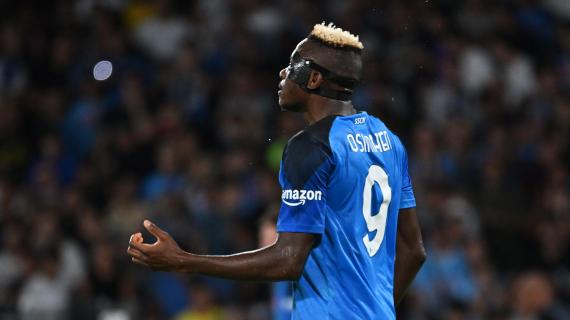 Medico Napoli: "La settimana dopo l'Ajax decisiva per Osimhen. Servivano 5 settimane"