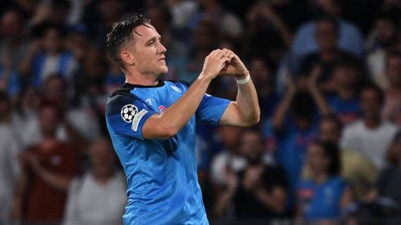 Zielinski uscito al 45esimo di Ajax-Napoli per infortunio: il report del club napoletano 9 Zielinski uscito al 45esimo di Ajax-Napoli per infortunio: il report del club partenopeo