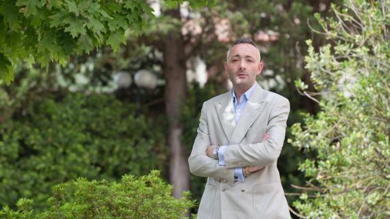 NEWS - Giuffredi: "Di Lorenzo-Napoli e Biraghi-Fiorentina, sto trattando i rinnovi" 17 ESCLUSIVA TMW - Giuffredi: "Di Lorenzo-Napoli e Biraghi-Fiorentina, sto trattando i rinnovi"