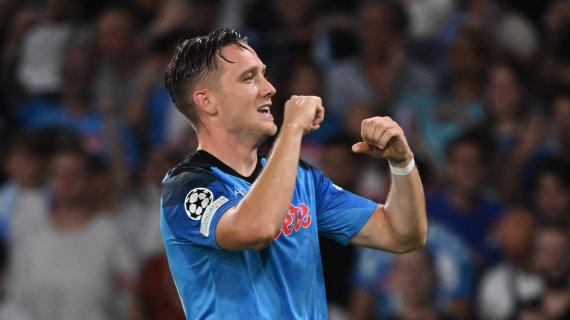 Zielinski racconta l'ottimo inizio di stagione: "Adesso sì, mi sento un leader di questo Napoli" 8 Zielinski racconta l'ottimo inizio di stagione: "Ora sì, mi sento un leader di questo Napoli"