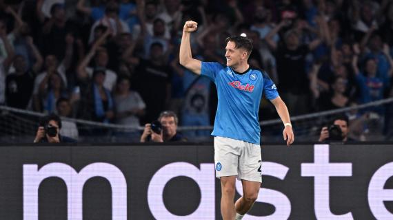 Zielinski: "L'anno scorso mezza stagione buia, ma non ci penso e mi godo questo Napoli" 4 Zielinski: "L'anno scorso mezza stagione buia, ma non ci penso e mi godo questo Napoli"
