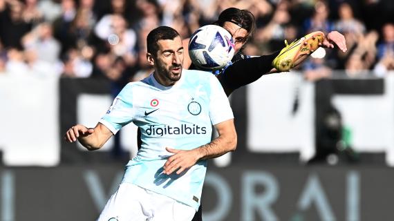Inter, nella giornata odierna Inzaghi con Mkhitaryan dietro a Dzeko: prove generali in ottica del Napoli 17 Inter, oggi Inzaghi con Mkhitaryan dietro a Dzeko: prove generali in vista del Napoli