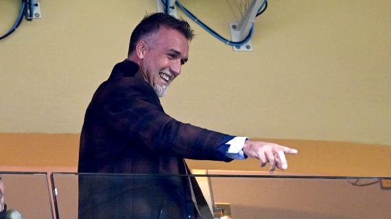 Batistuta: "Penso che il Napoli vincerà lo scudetto. Mi piacerebbe tornare in Italia da dirigente" 10 Batistuta: "Penso che il Napoli vincerà lo scudetto. Mi piacerebbe tornare in Italia da dirigente"