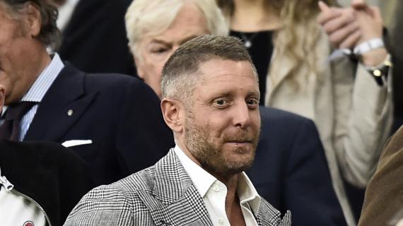 Juventus, Lapo Elkann rilancia le parole del pm Santoriello e commenta: "Interessante..." 17 Juventus, Lapo Elkann rilancia le parole del pm Santoriello e commenta: "Interessante..."