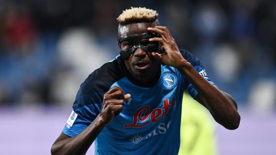 Osimhen contro Kolo Muani: la grande sfida di due prossimi uomini mercato