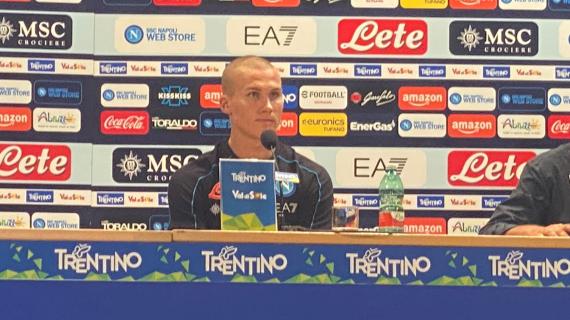 Napoli, Spalletti: "Ostigard? Poco spazio solo per via di due centrali perfetti come Kim e Rrahmani" 10 Napoli, Spalletti: "Ostigard? Poco spazio solo per via di due centrali perfetti come Kim e Rrahmani"