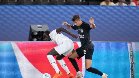 Napoli, c'è pure il Liverpool sull'obiettivo Lindstrom. Già 9 gol e 4 assist con l'Eintracht 3 Napoli, c'è anche il Liverpool sull'obiettivo Lindstrom. Già 9 reti e 4 assist con l'Eintracht