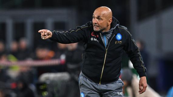 VIDEO - Spalletti si alza in piedi per Guardiola: "Devo farlo quando parlo di lui"