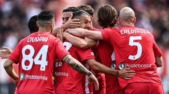 Monza-Napoli 2-0, le pagelle: Mota MVP, Pessina giganteggia. Male i centrali azzurri 19 Monza-Napoli 2-0, le pagelle: Mota MVP, Pessina giganteggia. Male i centrali azzurri