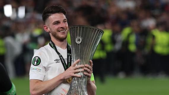 Declan Rice diventa l'8° trasferimento più caro di sempre. Superato Romelu Lukaku