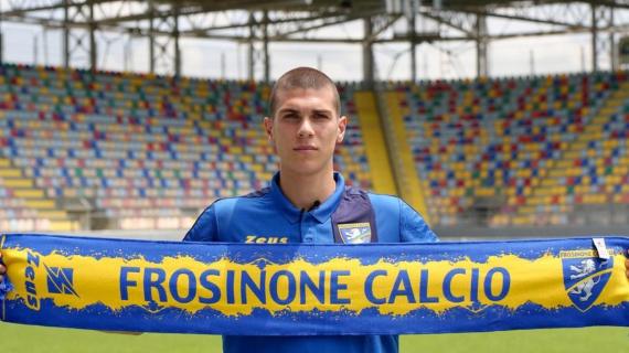 Frosinone, Kvernadze: "Ho sempre sognato di giocare in Italia. Mi ispiro a Kvaratskhelia" 13 Frosinone, Kvernadze: "Ho sempre sognato di giocare in Italia. Mi ispiro a Kvaratskhelia"